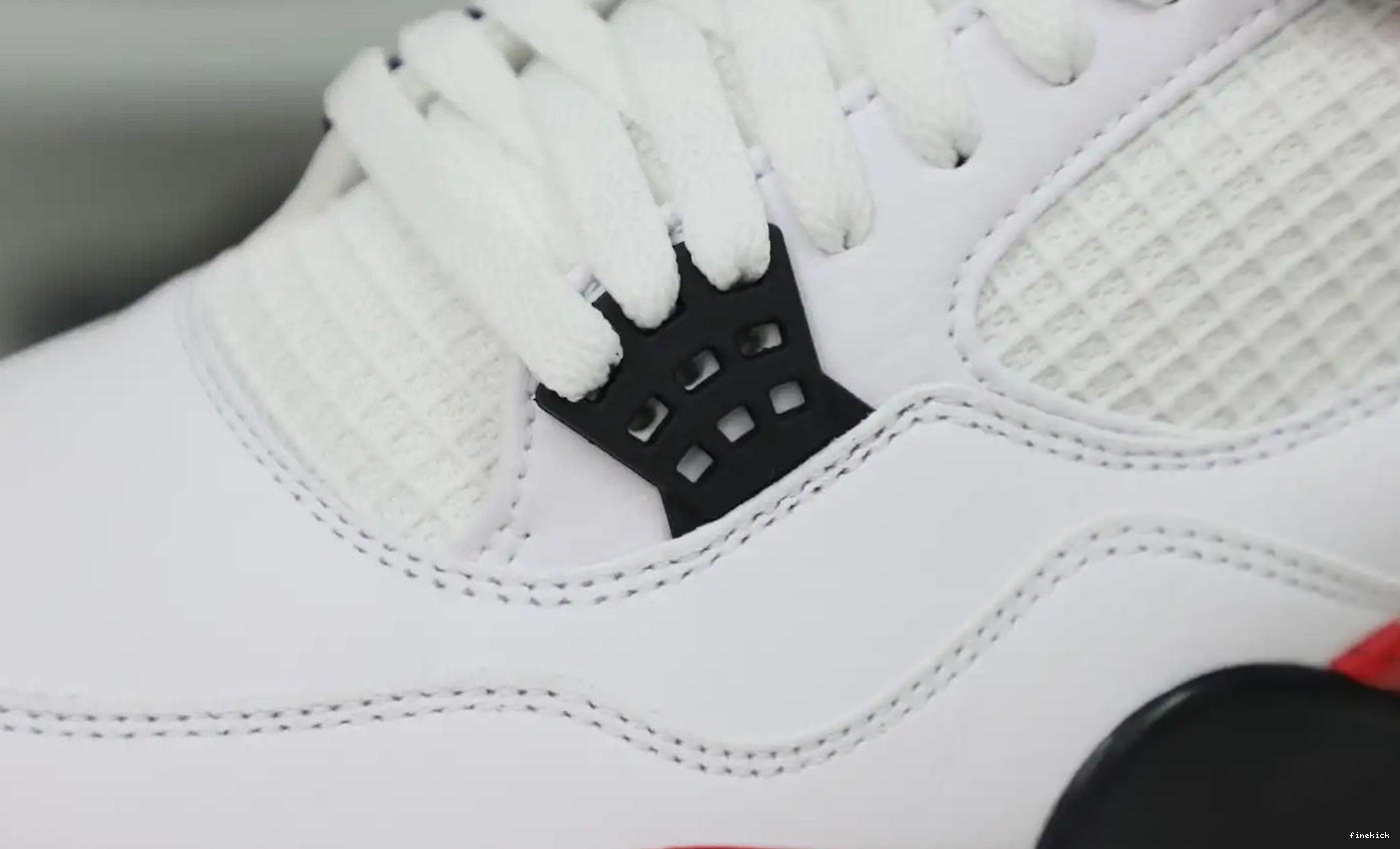 Jordan 4